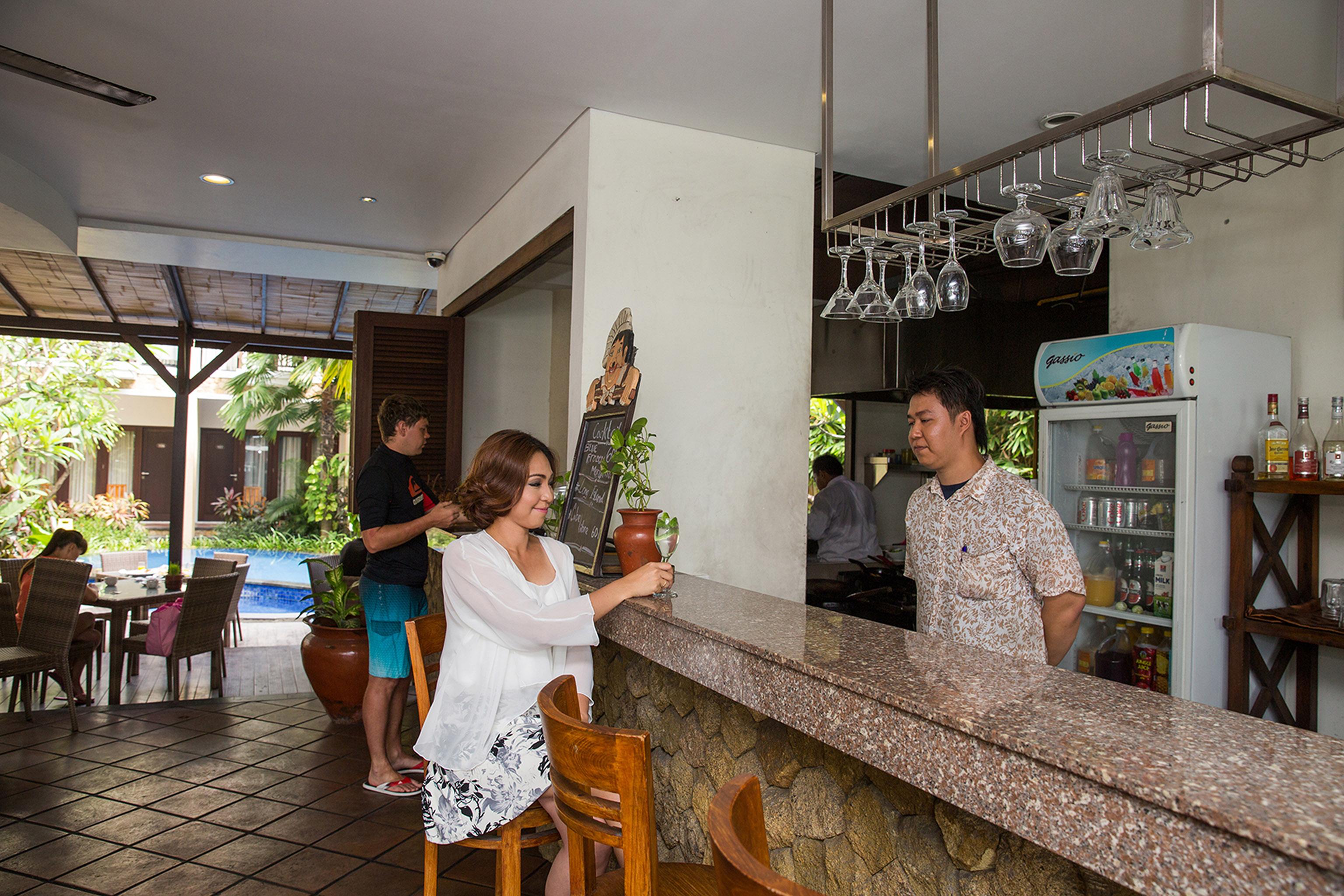 Suris Boutique Hotel Kuta  Exterior photo
