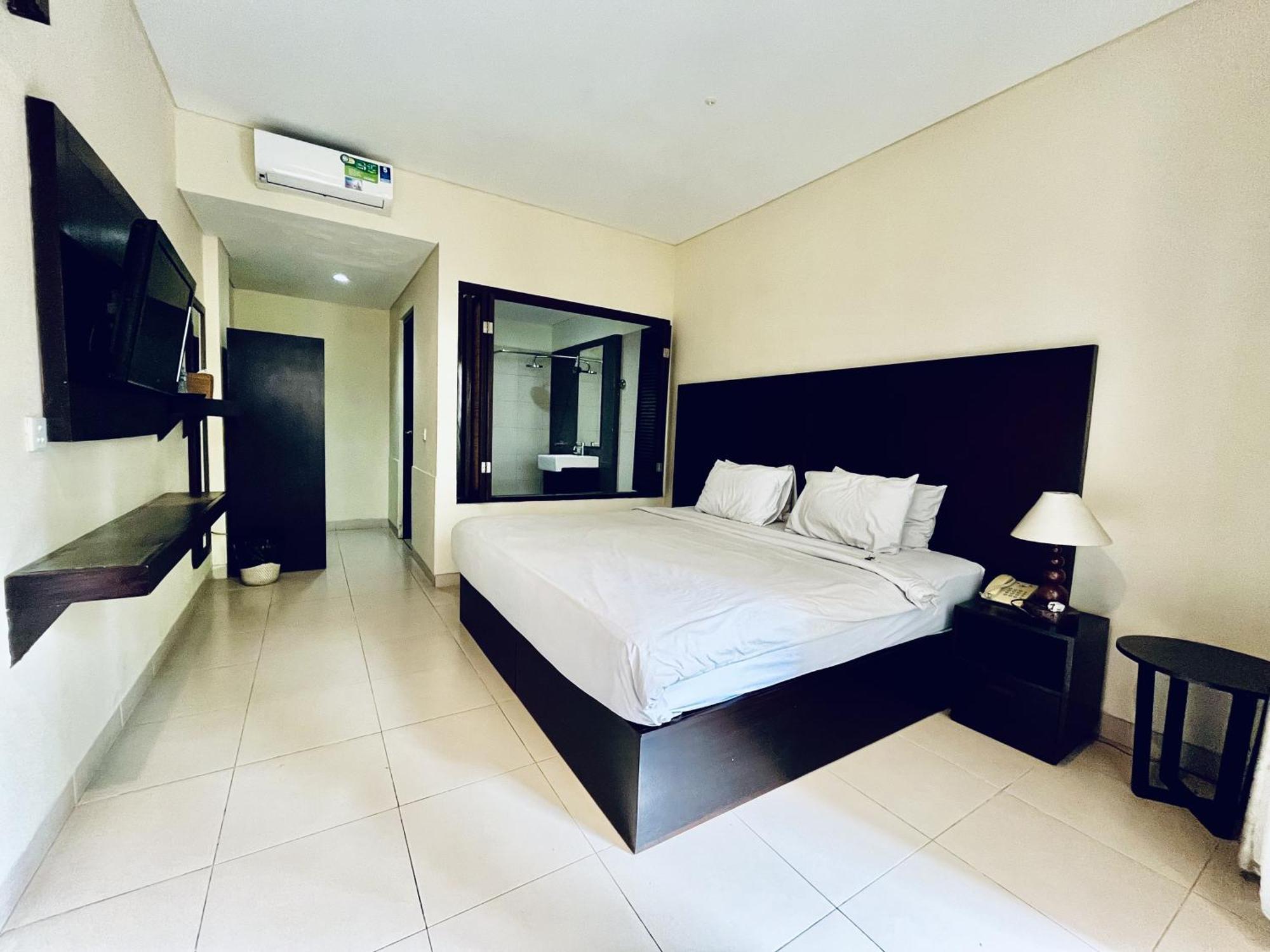 Suris Boutique Hotel Kuta  Exterior photo