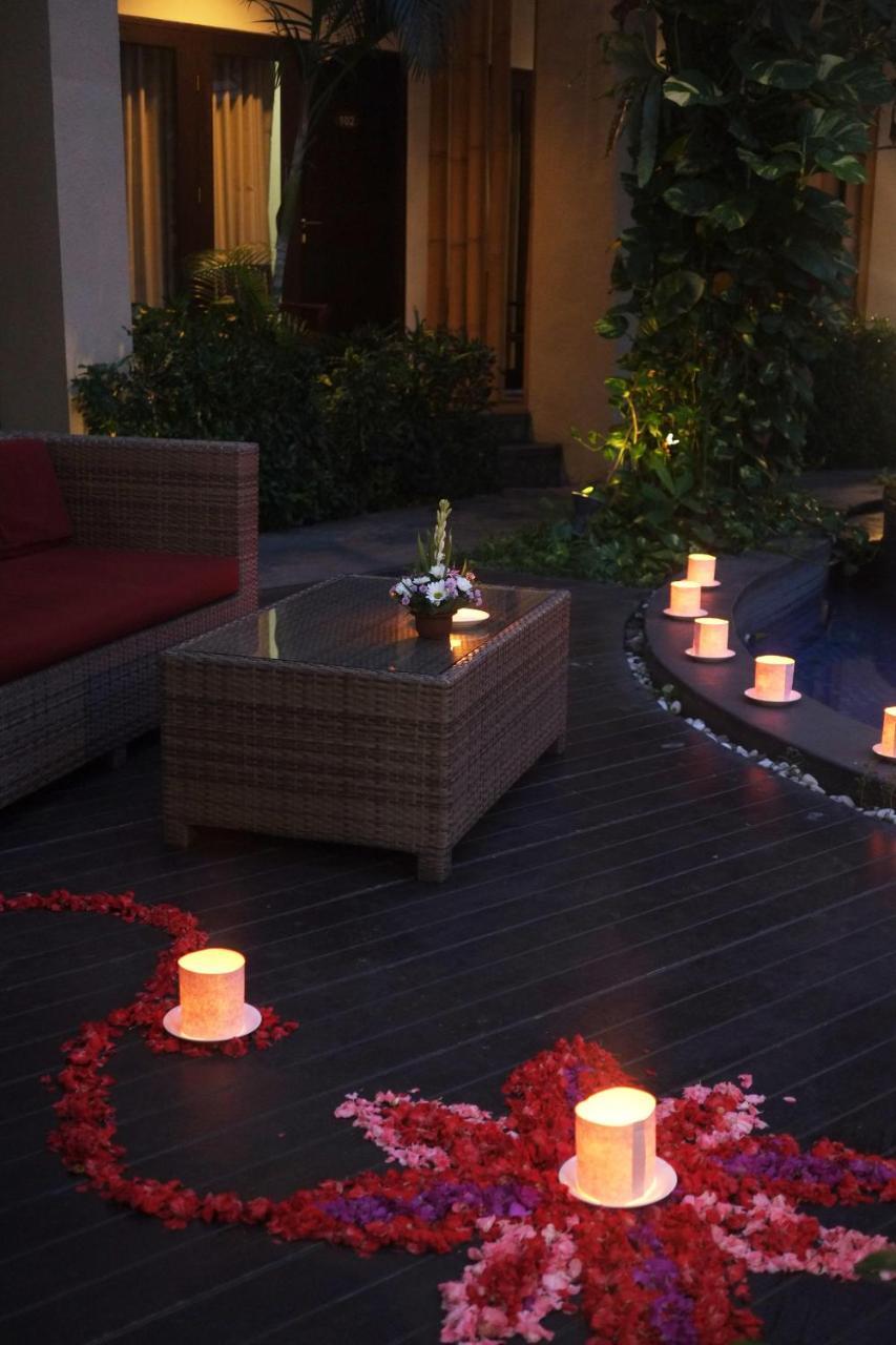 Suris Boutique Hotel Kuta  Exterior photo